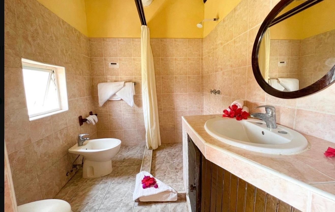 Barracuda Inn Resort Watamu Exteriér fotografie